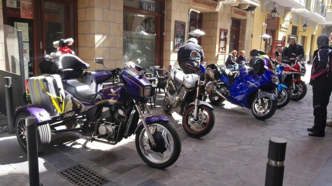 ז'אקה Hotel Jaques מראה חיצוני תמונה