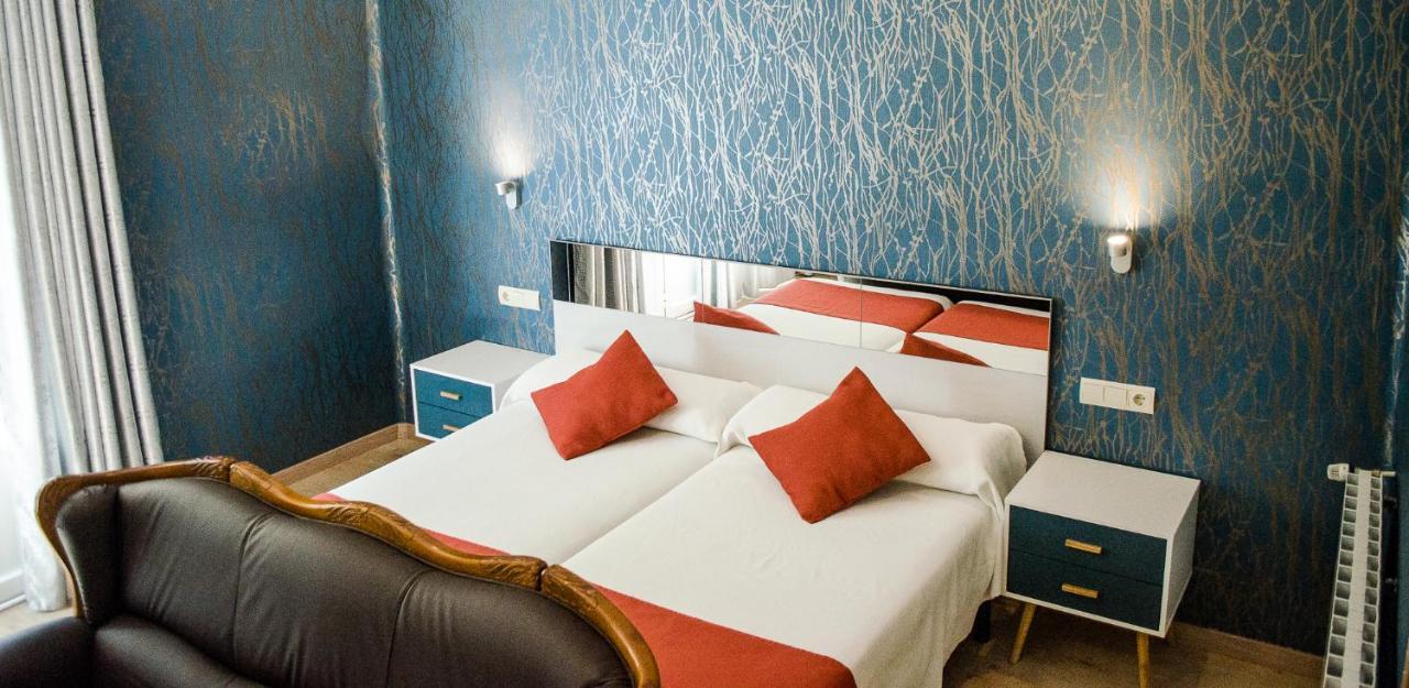 ז'אקה Hotel Jaques מראה חיצוני תמונה