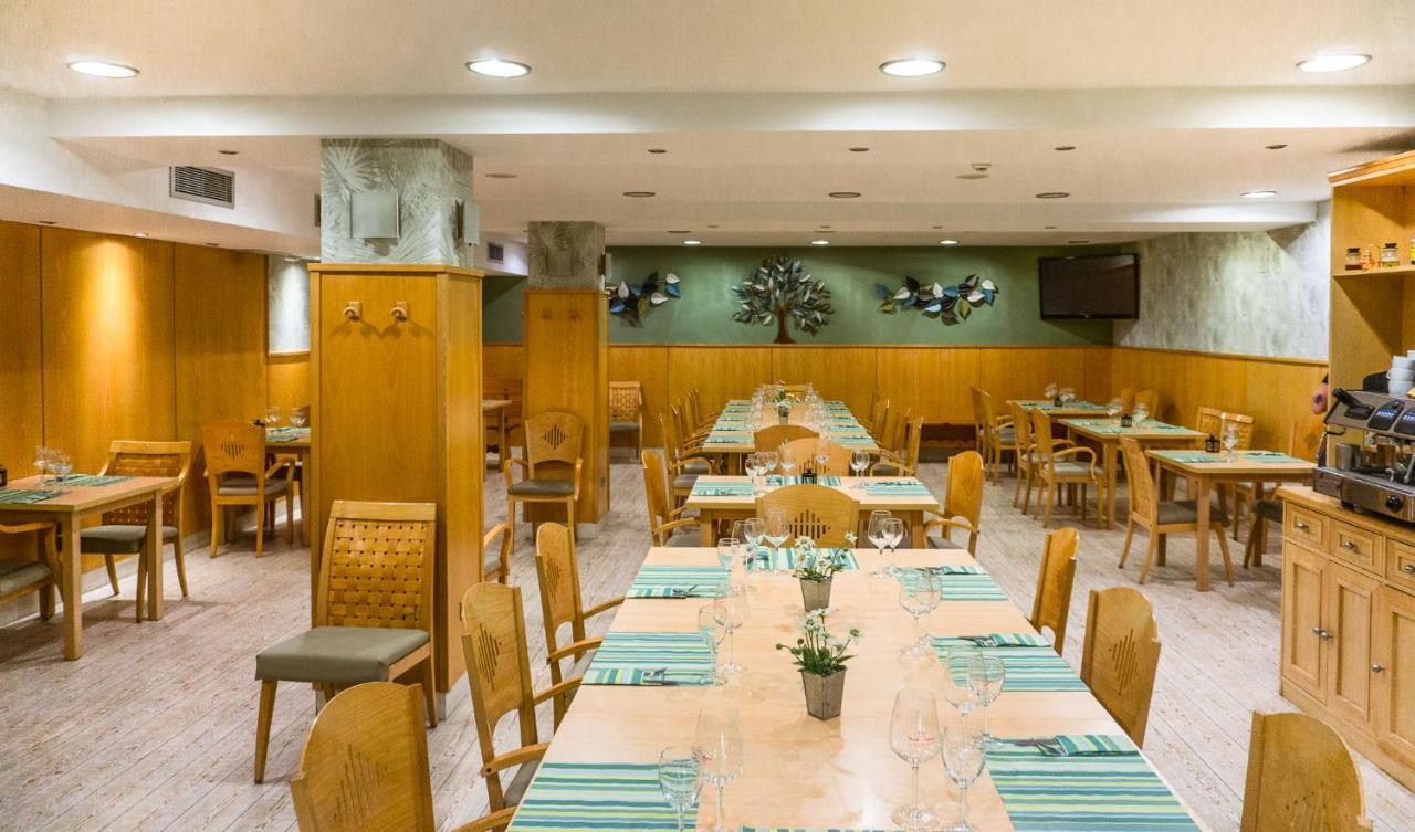 ז'אקה Hotel Jaques מראה חיצוני תמונה