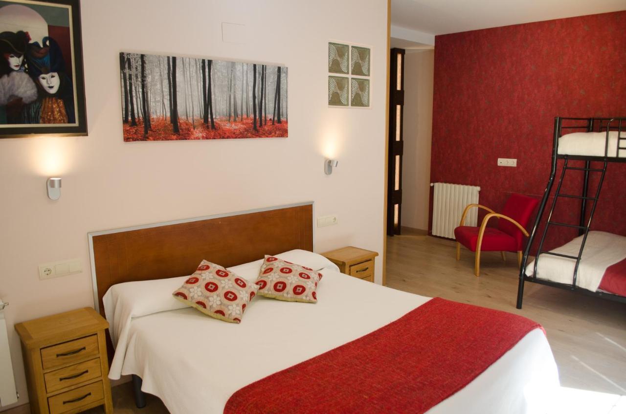 ז'אקה Hotel Jaques מראה חיצוני תמונה
